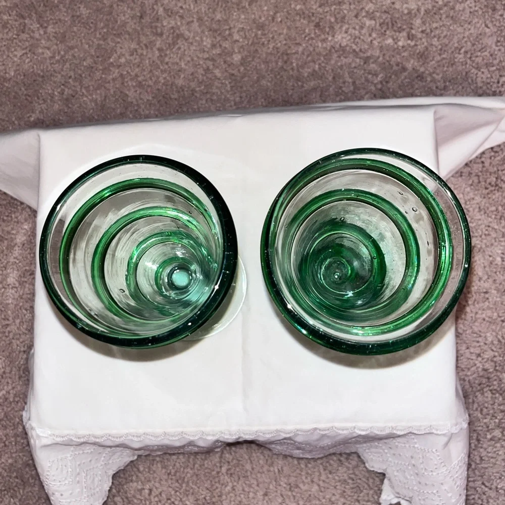 Mexican Hand Blown Art Glass Green Spiral Swirl Goblets Set of 2 Vintage